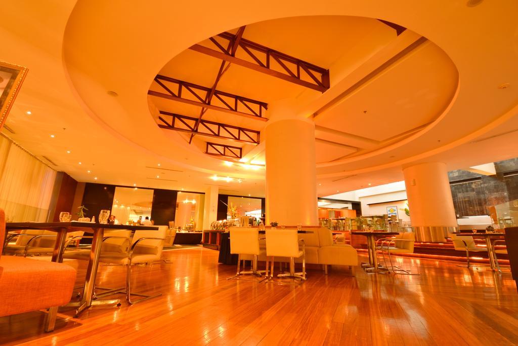 Pestana Caracas Premium City & Conference Hotel Buitenkant foto