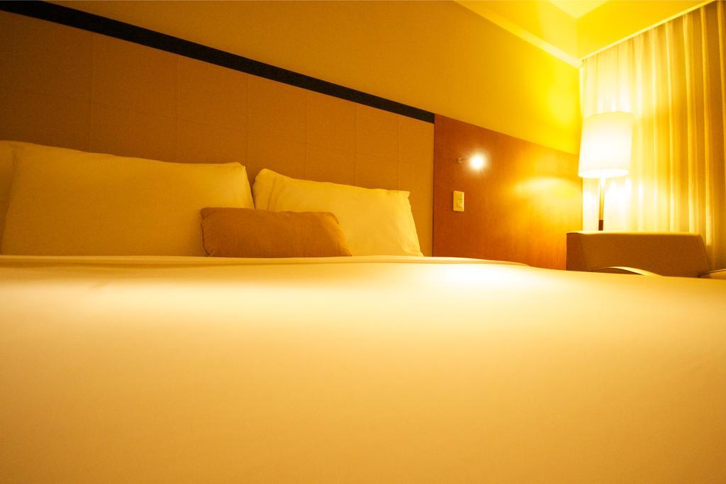 Pestana Caracas Premium City & Conference Hotel Buitenkant foto